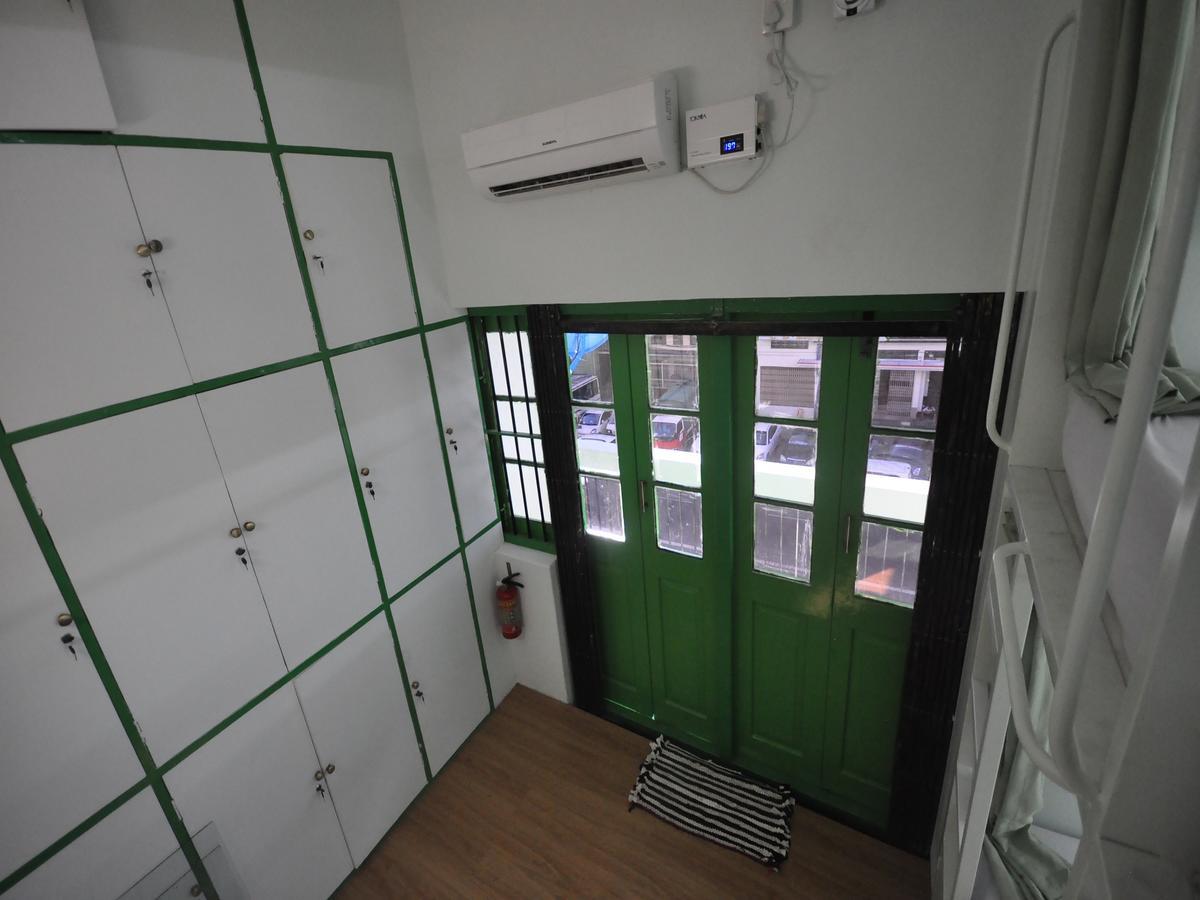 Hostel Latha Yangón Exterior foto